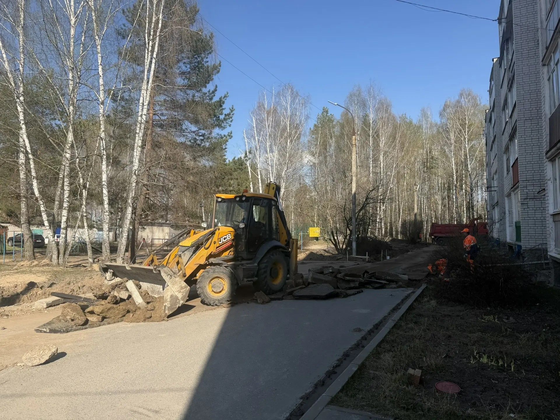 В Зеленодольске продолжаются работы по программе «Наш двор»