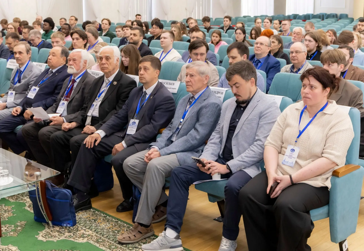 Казань стала центром притяжения ученых: в столице РТ открылась конференция по физике низкотемпературной плазмы