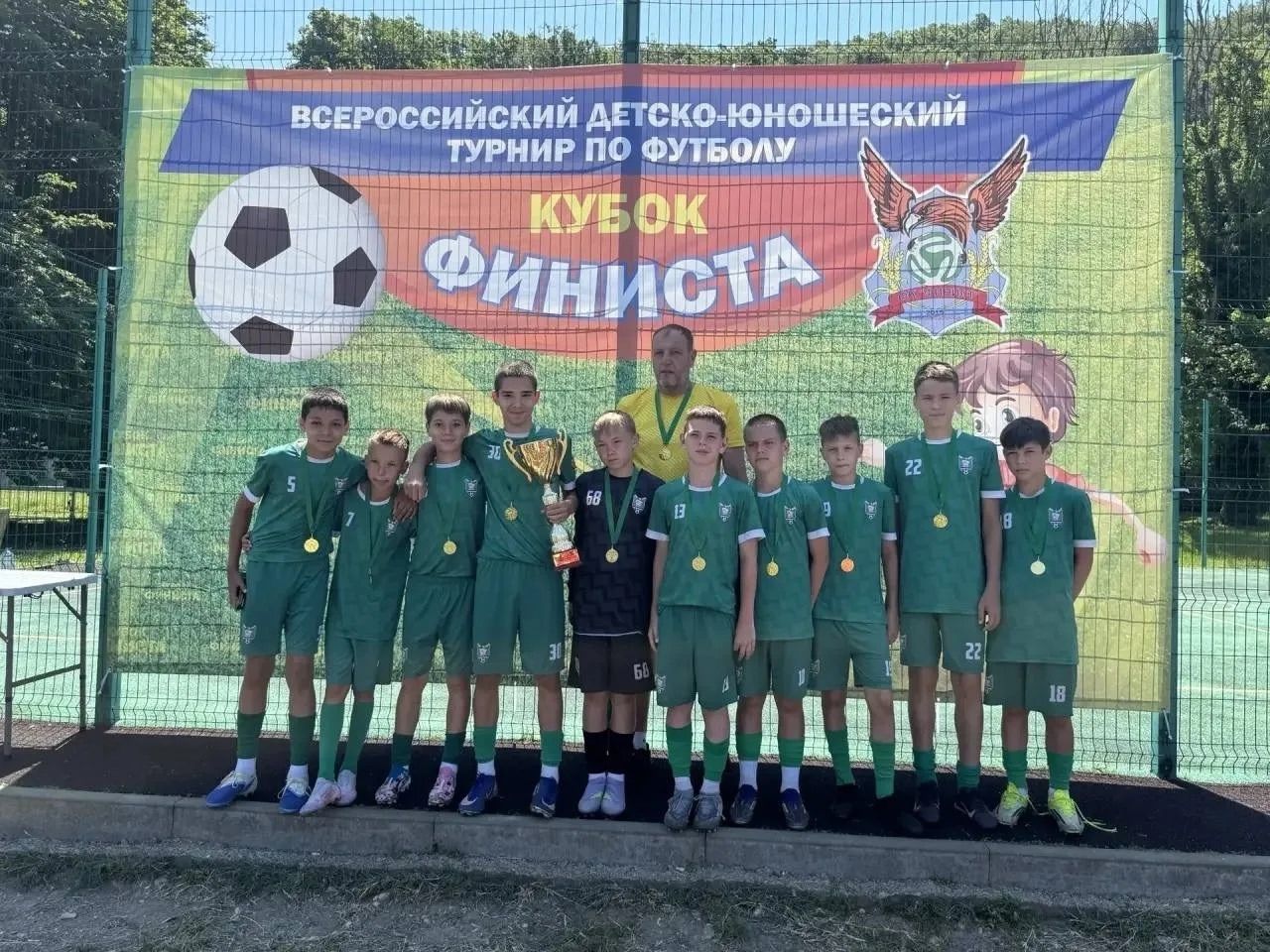 Команда спортивной школы № 3 Зеленодольска завоевала золото турнира «Летний кубок финиста 2026»