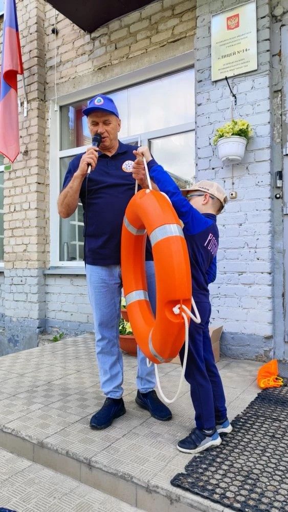 Сотрудники ГИМС и добровольцы ОСВОД напомнили детям о правилах безопасности на воде