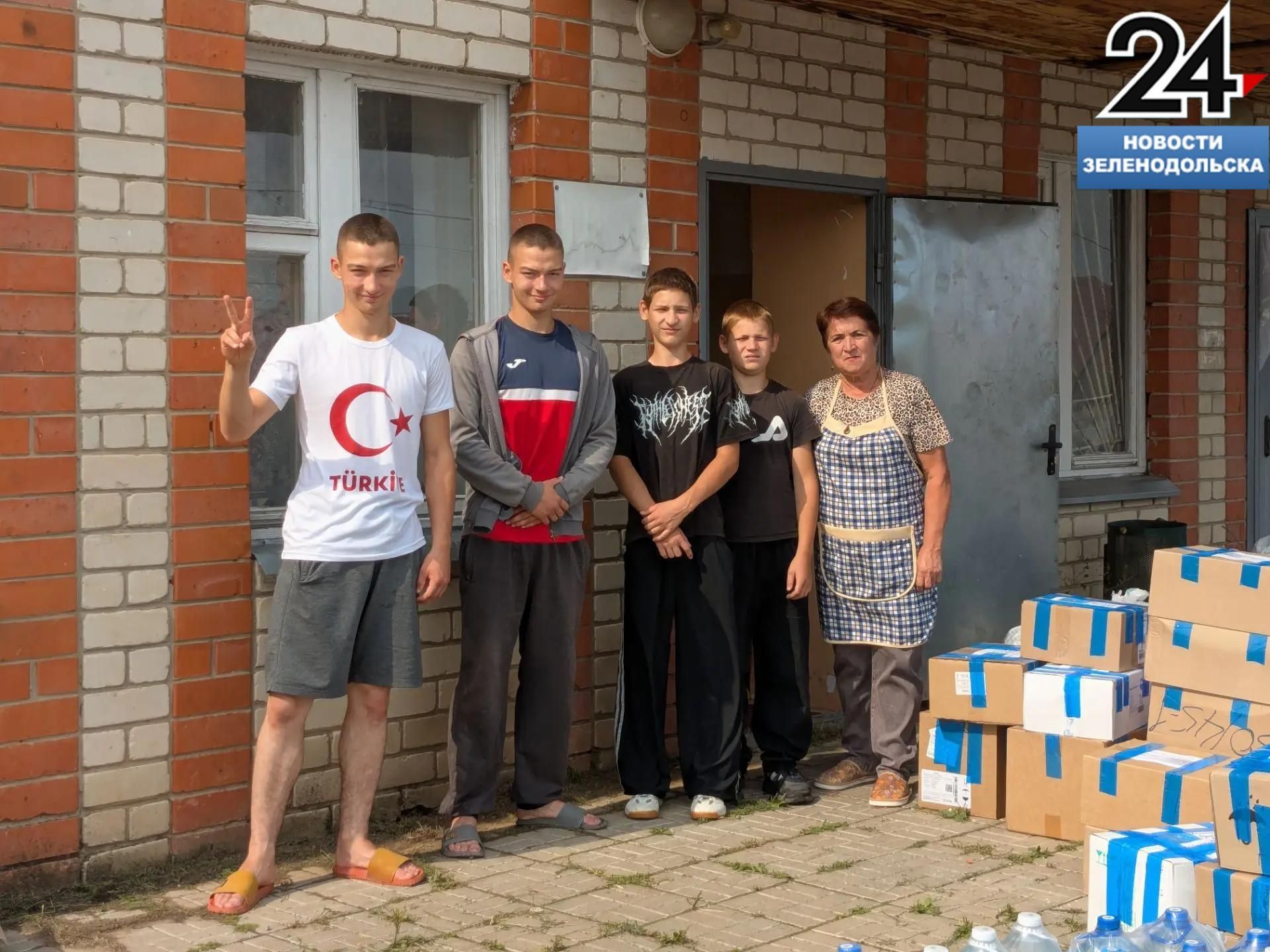 Нурлатский штаб волонтеров «Надежда» отправил на фронт 140-ю партию гуманитарной помощи