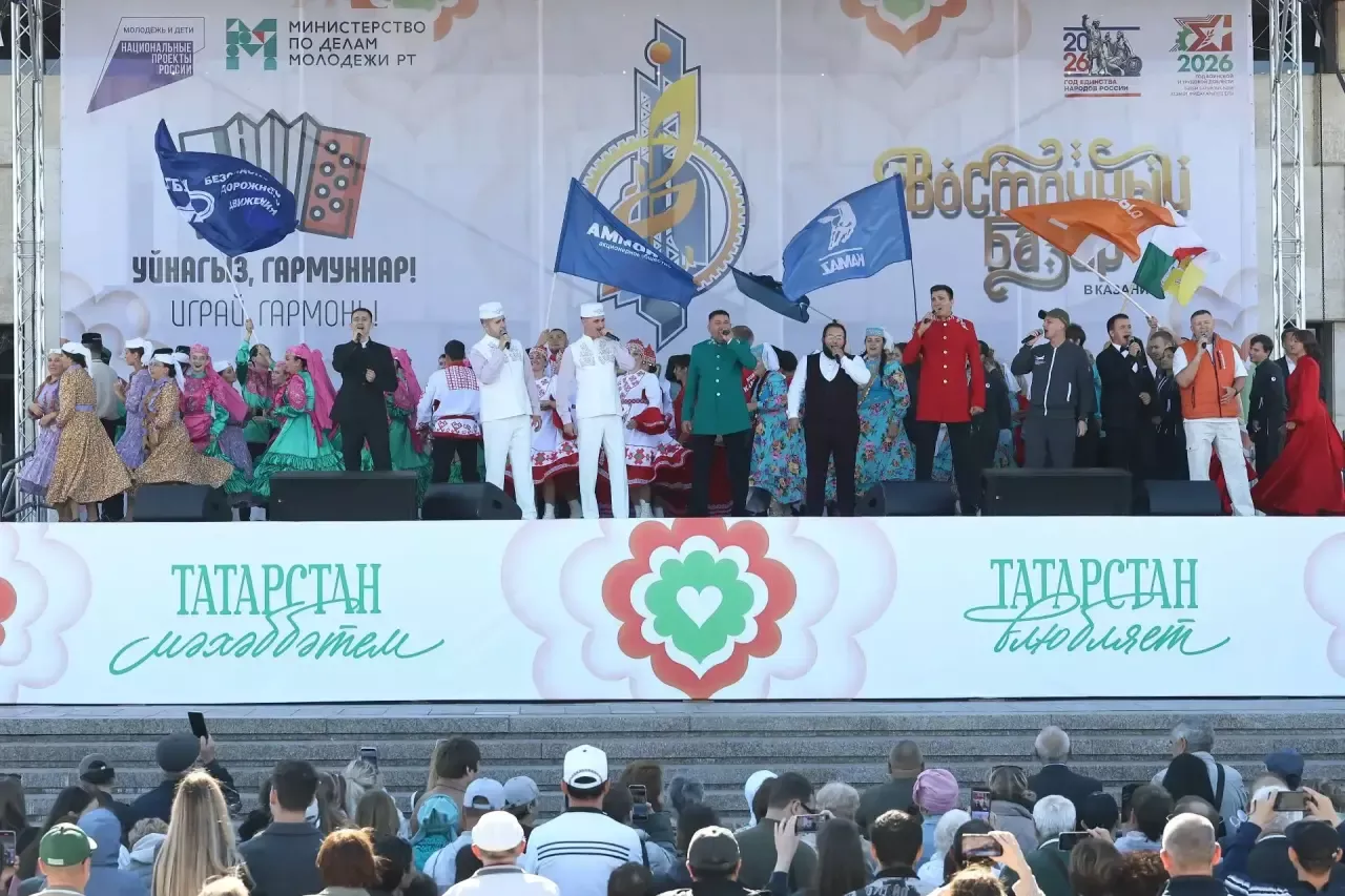 В День Республики Татарстан столица встречала большой концерт «Наше время – Безнен заман»