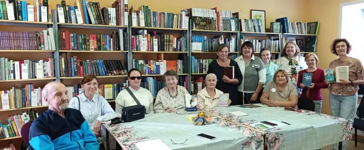 Творческая группа «Беседка» провела встречу в рамках проекта «Поэзия от А до Я»