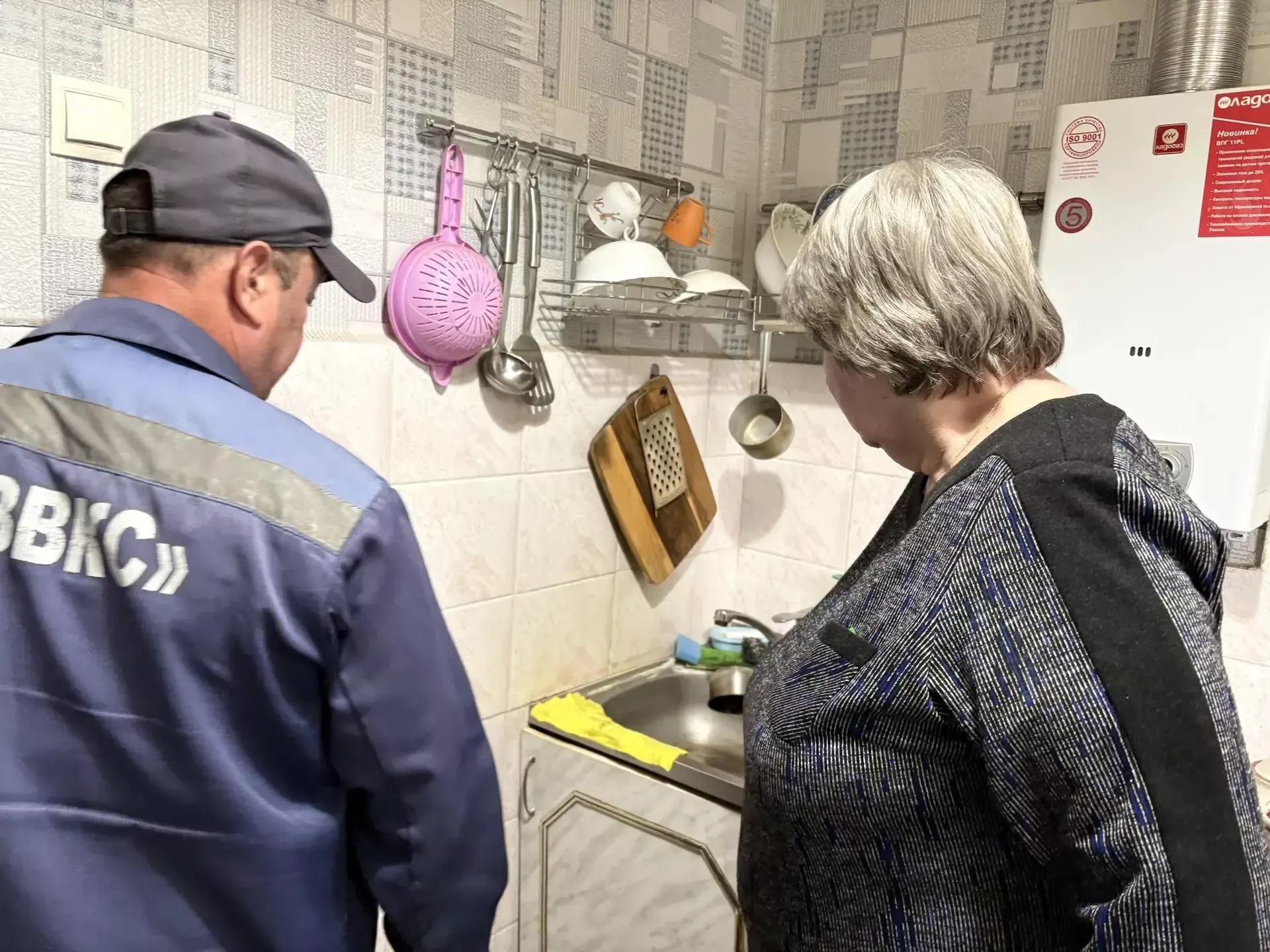 Специалисты водоканала провели проверку по обращениям жителей
