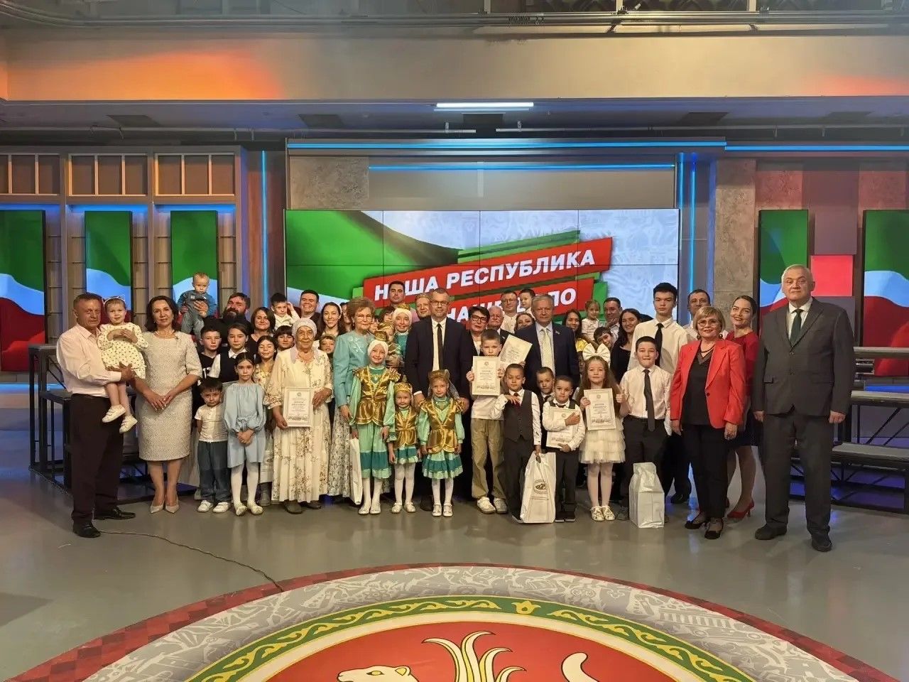 Семья Нуруллиных — финалисты Республиканского конкурса видеороликов «Всей семьёй на выборы»