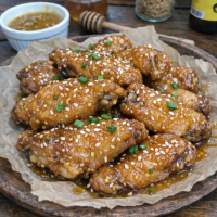 Крылышки в медово-горчичном соусе: идеальный солёно-сладко-острый микс