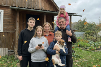 Указ подписан. Многодетных родителей ждет бонус к пенсионному стажу