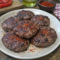 Котлеты из говядины без лука: главный секрет — копчёная паприка