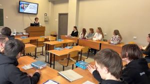 Кадровый центр провел профориентационное мероприятие в судостроительном колледже