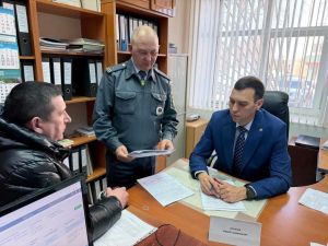 В Зеленодольске 17 марта прием граждан провел начальник Управления Гостехнадзора РТ Альберт Бурганов