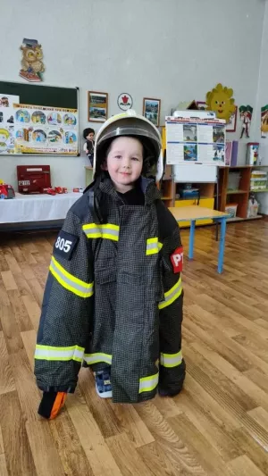 Юные огнеборцы: урок безопасности в детском саду «Василек»