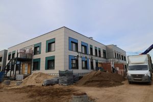 Депутат Государственной Думы РФ Максим Топилин проинспектировал строительство социальных объектов в Зеленодольске