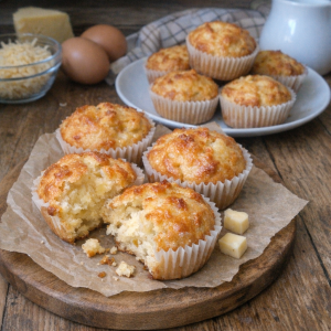 Сырные кексы из плавленых сырков: закуска за 25 минут