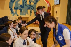 Играя — учимся безопасности: как татарстанские школьники осваивают ПДД в формате квеста