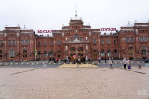 В Казани восемь школьников приступили к работе помощниками дежурных по железнодорожному вокзалу