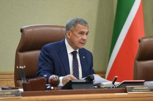 Рустам Минниханов подписал поправки в Конституцию Татарстана