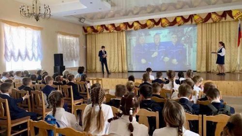 В зеленодольской гимназии №3 открыли космические классы