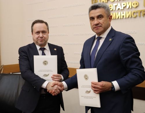 Отделение СФР по Татарстану и Министерство образования и науки республики подписали соглашение об информационном взаимодействии