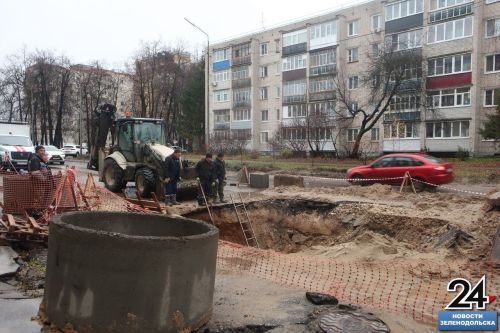 Мобильный репортер: авария на канализационном коллекторе