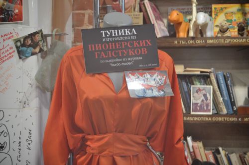 Рок-н-ролл с ностальгией. О чем вспоминает 7 ноября директор казанского Музея соцбыта Рустем Валиахметов