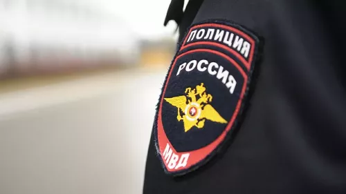 Отобрали телефон и семь тысяч рублей: в подъезде дома на ул.Фрунзе двое парней напали на 43-летнего мужчину