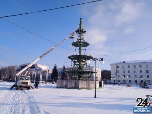 Мобильный репортёр: На стадионе «Авангард» идёт подготовка к Новому году