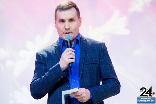 Красочный концерт, посвящённый Дню матери, прошел в Центре культурного развития