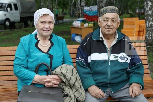 Пенсионеров, проживших вместе более 50 лет, ждет большой сюрприз с 4 марта