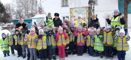 ЮИДовцы в Зеленодольске провели танцевальный флешмоб и напомнили о ПДД