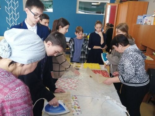 В селе Нурлаты продолжает работать «Бабушкина школа»