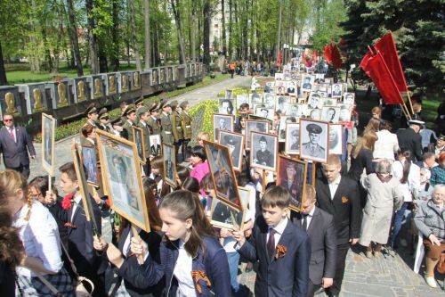 Жители Татарстана могут бесплатно распечатать фото ветеранов для «Бессмертного полка» в отделениях МФЦ
