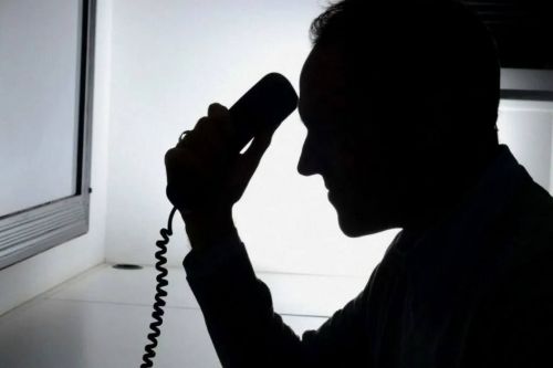 Поверив лжесотрудникам банка, жительница Зеленодольска перевела свои накопления на временные счета
