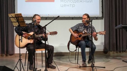«Легенды рока. Лучшие песни. Часть 2». В МЦ «ПОРТ» состоялся долгожданный «квартирник»