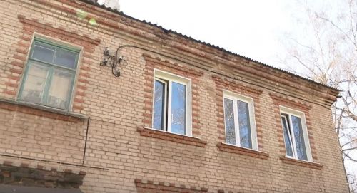 В условиях «хуже не придумаешь» проживают жители дома №30 по улице Карла Маркса