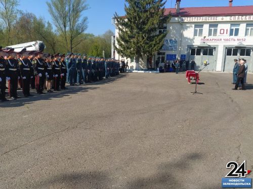 В Зеленодольском гарнизоне провели церемонию принятия присяги сотрудниками МЧС