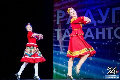 Фоторепортаж с творческого конкурса среди педагогических работников «Радуга талантов - 2023»