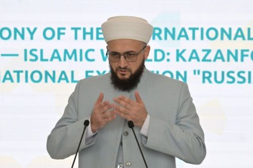 Рустам Минниханов открыл KazanForum-2023