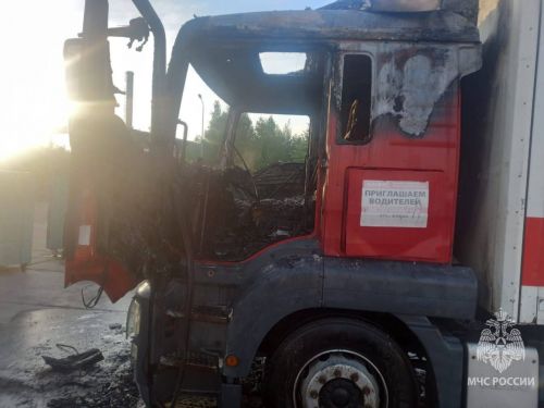 В Зеленодольске утром сгорела кабина грузового автомобиля
