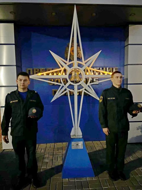 Зеленодольские пожарные провели акцию в День памяти и скорби