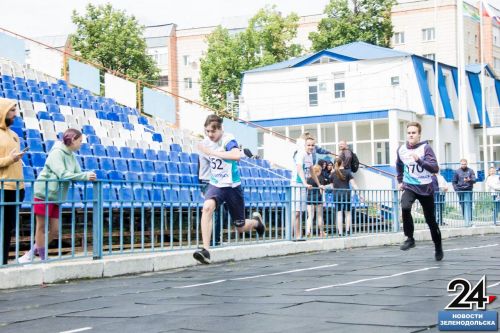 В Зеленодольске прошли соревнования по легкой атлетике на кубок имени Маршалова