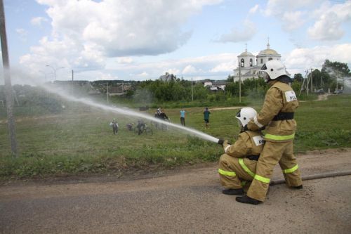 В селе Большие Ключи открыли новое пожарное депо