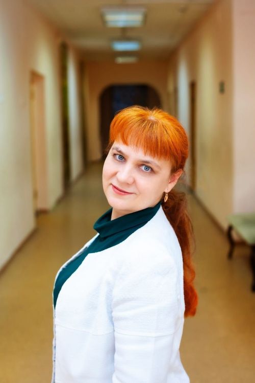Три ученицы гимназии №3 благодаря Елены Степановой получили 100 баллов на ЕГЭ по литературе