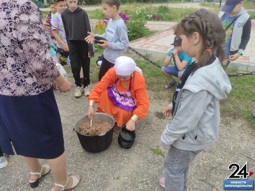 Сотрудники Бишнинского ДК провели мероприятие для пожилых жителей села