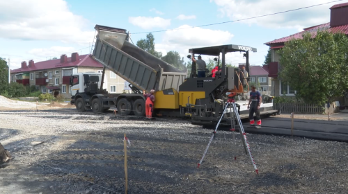 В Айше проводятся финишные работы по благостройству дворов