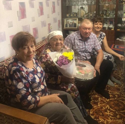 95-летний юбилей отметила жительница села Осиново - Зайнуллина Асия Габдулловна