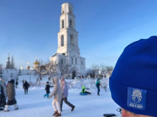«Лед и свет» Раифского монастыря: тысячи туристов окунулись в сказочную атмосферу праздника