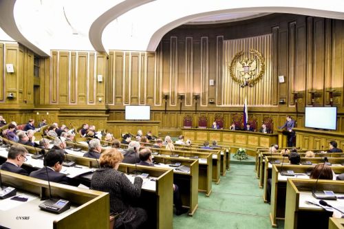 Верховный суд напомнил о праве организаторов соревнований запрещать пронос на трибуны еды и напитков, купленных не на стадионе