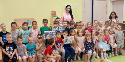 В Зеленодольском детском саду «Журавушка» дети поговорили с капитаном полиции в отставке