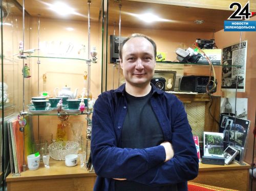 Хранитель старины: Зеленодольский антиквар Тихон Чумаков знает цену редким вещам