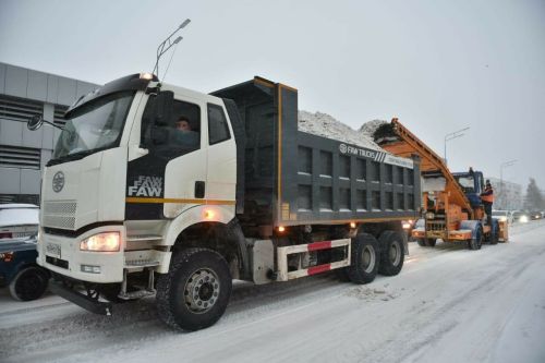 В Набережных Челнах организуют круглосуточную уборку снега
